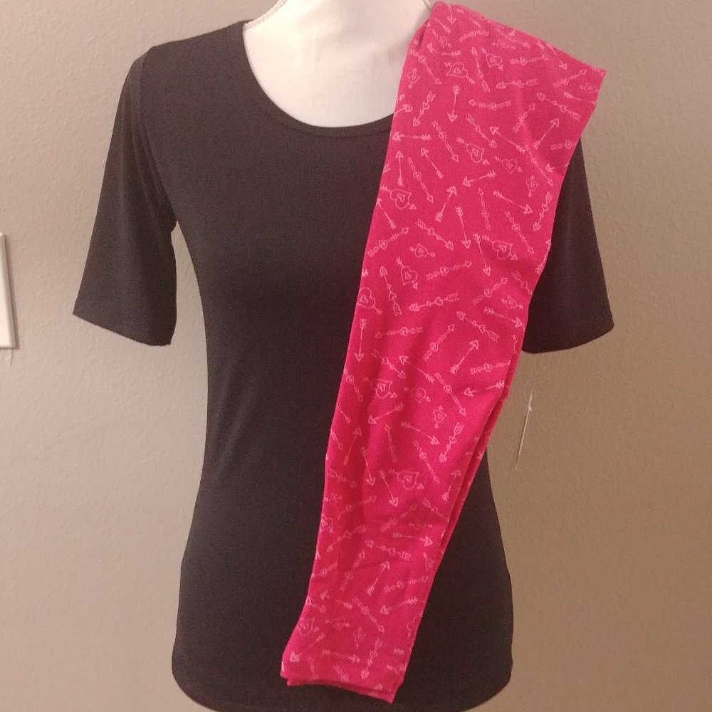3/$30 - Lularoe OS Valentines Leggings - NWOT